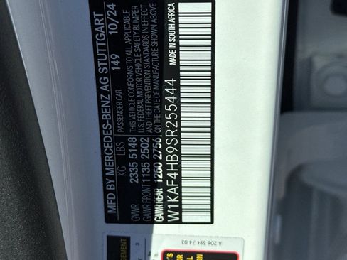 Certified 2025 Mercedes-Benz C 300 4MATIC Sedan image 38