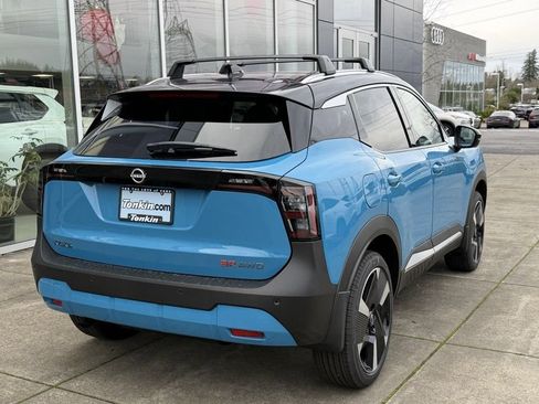 New 2026 Nissan Kicks SR w/ Cold Weather Package AWD/4WD image 7