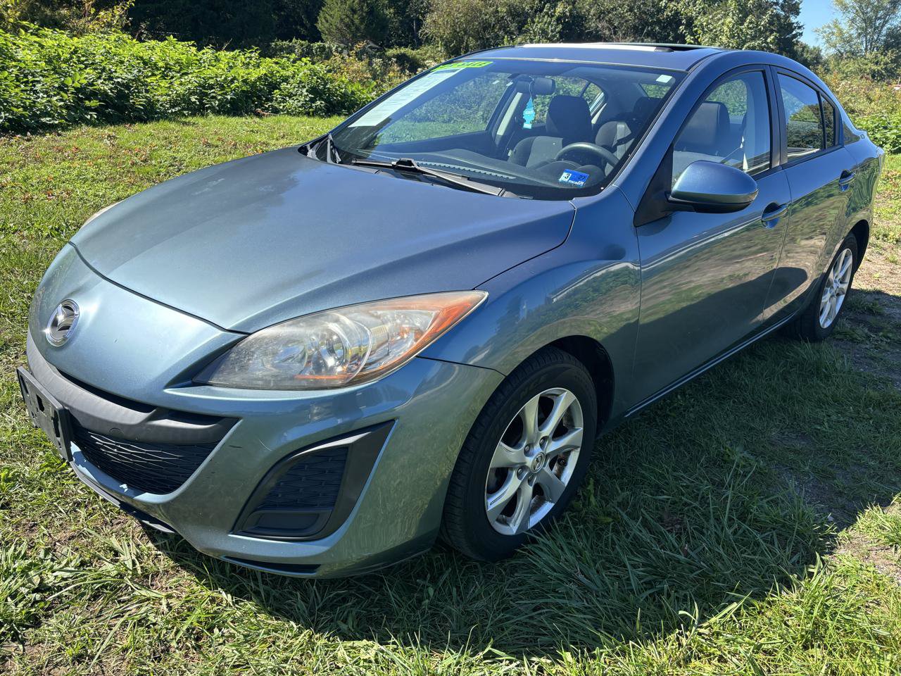 Used 2010 MAZDA MAZDA3 i Touring FWD image 1