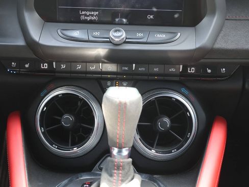 Used 2022 Chevrolet Camaro ZL1 RWD image 19
