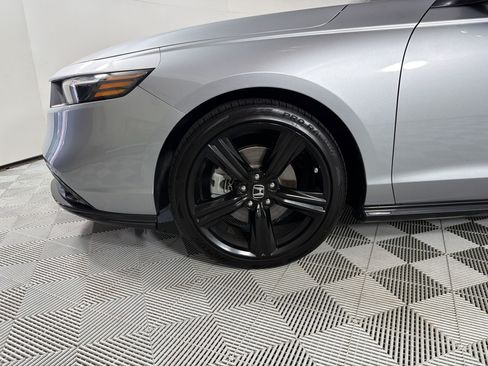 Used 2023 Honda Accord Sport image 12