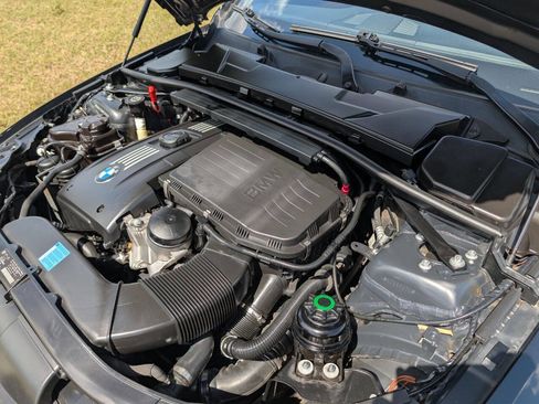 Used 2008 BMW 335i Convertible image 24