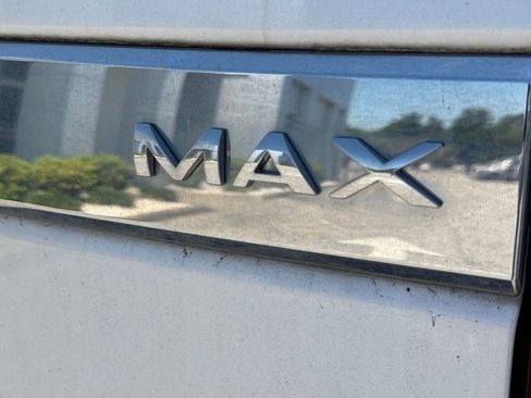 Used 2018 Ford Expedition Max XLT w/ Equipment Group 202A image 11