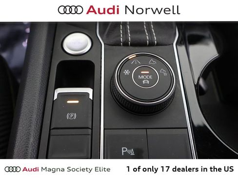 Used 2023 Volkswagen Atlas Cross Sport SEL AWD/4WD image 4