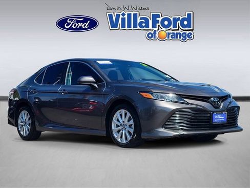 Used 2020 Toyota Camry LE w/ Carpet Mat Package image 1