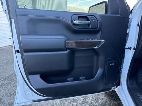 Used 2020 Chevrolet Silverado 1500 RST w/ All-Star Edition image 27