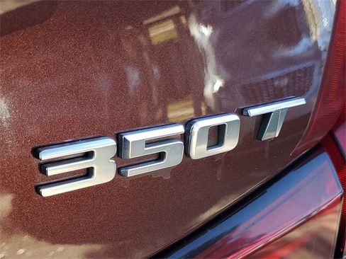 Certified 2022 Cadillac XT4 Premium Luxury w/ Enhanced Visibility Package image 8