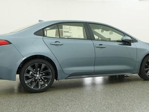Used 2026 Toyota Corolla SE FWD image 15