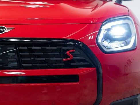 Certified 2025 MINI Cooper Countryman S image 7