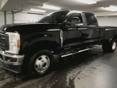Used 2025 Ford F350 XL w/ XL Driver Assist Package AWD/4WD image 4