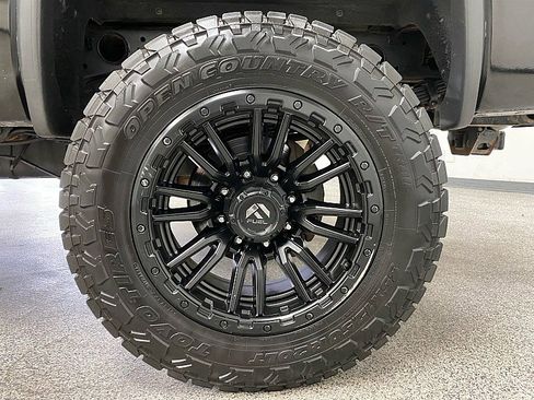 Used 2019 GMC Sierra 2500 SLT image 24