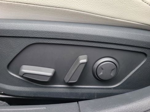 Used 2022 Hyundai Sonata Limited w/ Cargo Package FWD image 38