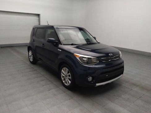 Used 2019 Kia Soul + FWD image 13