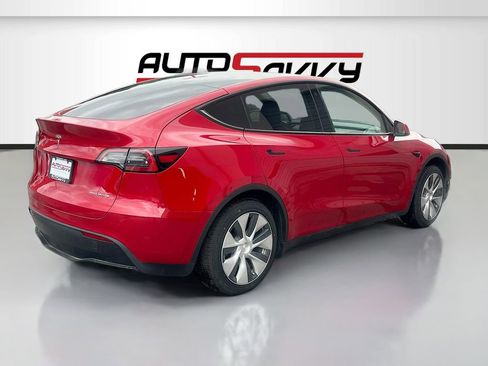 Used 2023 Tesla Model Y Long Range AWD/4WD image 7