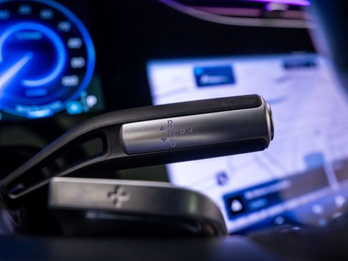 Used 2023 Mercedes-Benz EQS 580 4MATIC SUV image 24