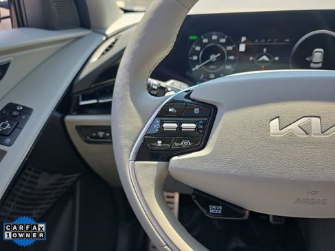 Used 2023 Kia Niro Wave image 39
