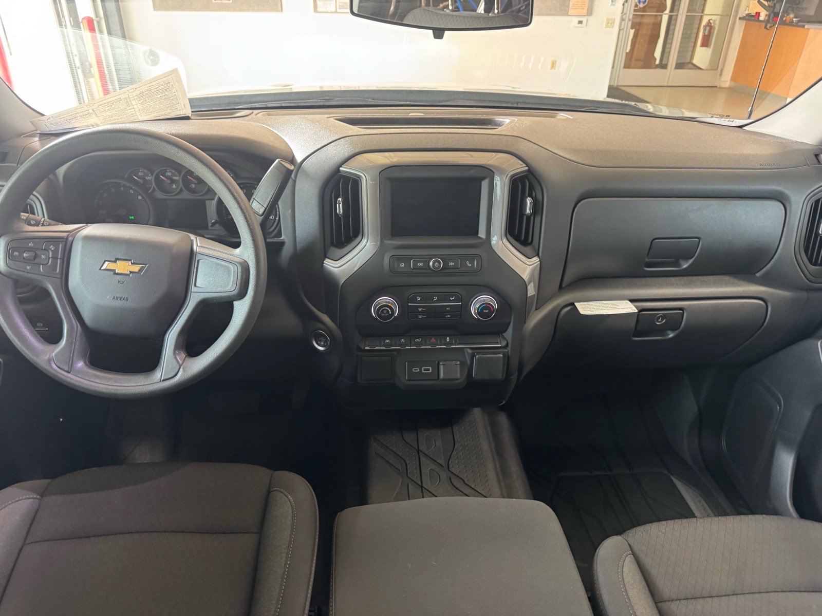 Used 2025 Chevrolet Silverado 1500 Custom w/ Turbomax Blackout Package AWD/4WD image 13