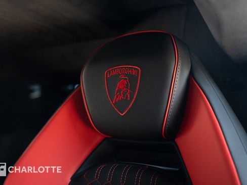 Used 2024 Lamborghini Revuelto AWD/4WD image 20