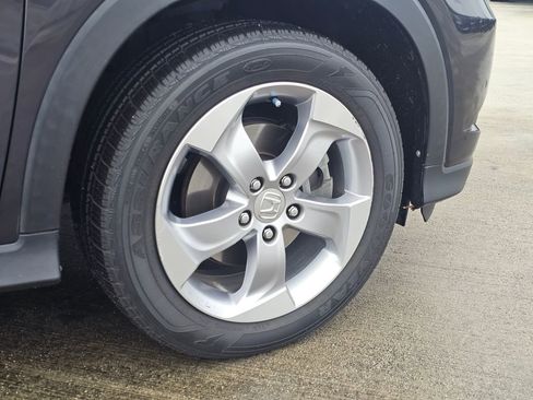 Used 2017 Honda HR-V EX image 17