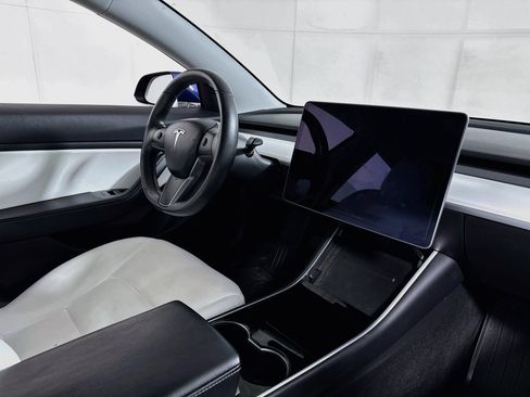 Used 2019 Tesla Model 3 Long Range AWD/4WD image 27
