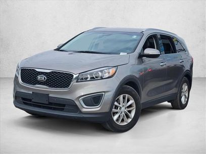 Used 2016 Kia Sorento LX w/ LX Convenience Package