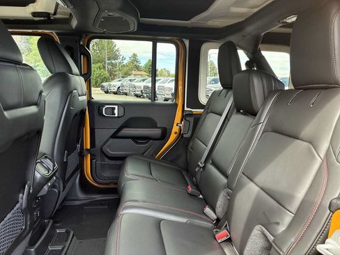 New 2026 Jeep Wrangler Unlimited Rubicon AWD/4WD image 25
