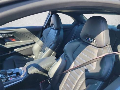 Used 2025 BMW M2 image 9