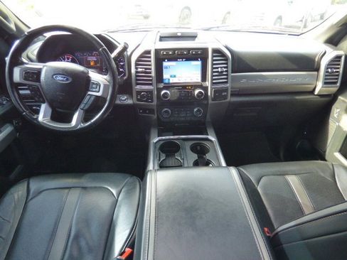 Used 2019 Ford F250 Platinum w/ Platinum Ultimate Package image 22