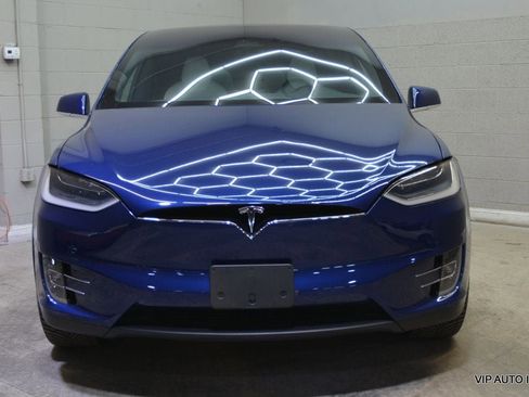 Used 2019 Tesla Model X 100D image 5