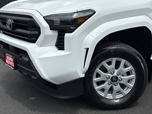 New 2026 Toyota Tacoma SR5 AWD/4WD image 3