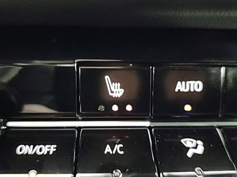 New 2026 Chevrolet Equinox LT w/ Convenience Package II image 33