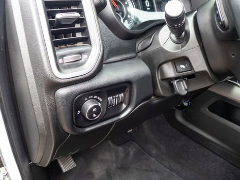 Used 2019 RAM 2500 Big Horn image 16
