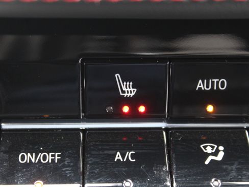 New 2026 Chevrolet Equinox RS image 13