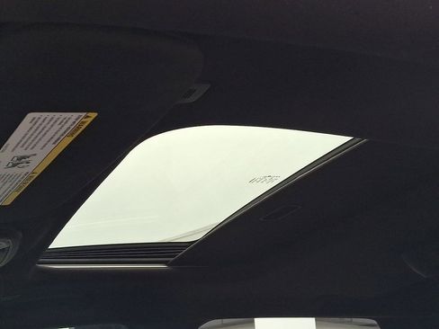 Used 2022 Dodge Durango R/T w/ Blacktop Package image 19