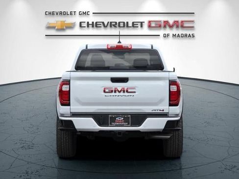 New 2026 GMC Canyon AT4 AWD/4WD image 4