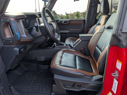 Certified 2023 Ford Bronco Outer Banks w/ Sasquatch Package AWD/4WD image 15