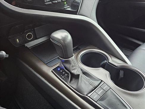 Used 2023 Toyota Camry SE image 28