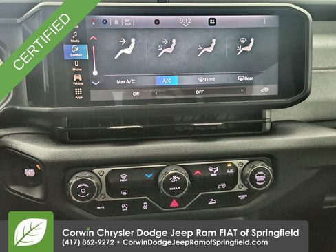 Used 2025 Jeep Wrangler Sport AWD/4WD image 25