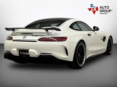 Used 2018 Mercedes-Benz AMG GT R image 5