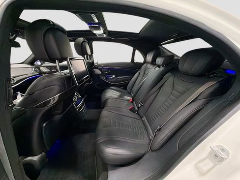 Used 2015 Mercedes-Benz S 550 4MATIC Sedan image 23