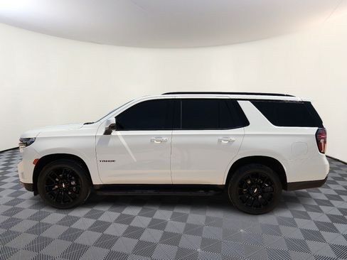 Used 2022 Chevrolet Tahoe RST w/ Luxury Package RWD image 2