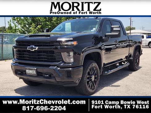 Used 2025 Chevrolet Silverado 2500 Custom w/ Custom Value Package AWD/4WD image 1