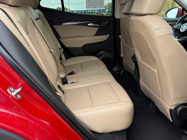 Used 2025 Buick Envision Preferred AWD/4WD image 11