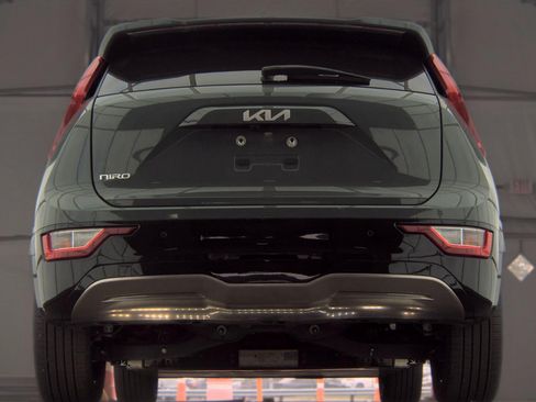 Used 2024 Kia Niro Wind FWD image 7
