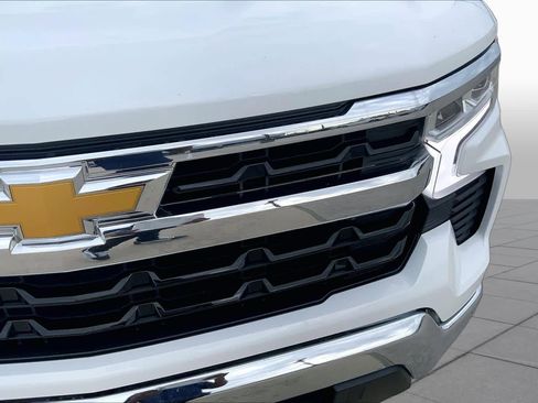 Used 2025 Chevrolet Silverado 1500 LT RWD image 29