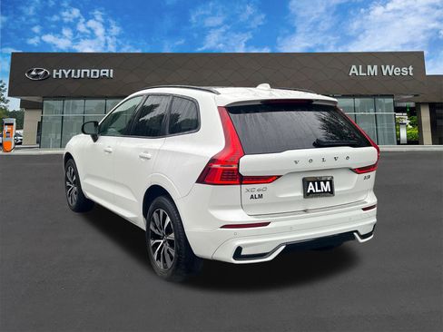 Used 2024 Volvo XC60 B5 Core w/ Protection Package Premier AWD/4WD image 7