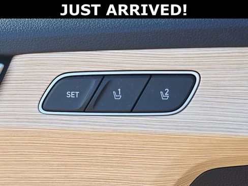 Used 2023 Hyundai Palisade Limited image 16