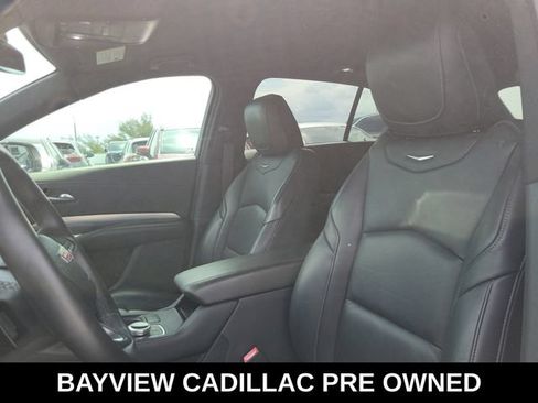 Used 2021 Cadillac XT4 Premium Luxury FWD image 23