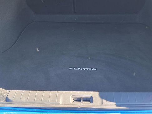 Used 2024 Nissan Sentra SV FWD image 10