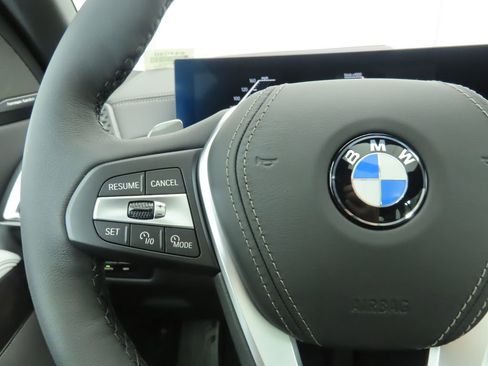 New 2026 BMW X5 sDrive40i w/ Premium Package image 11